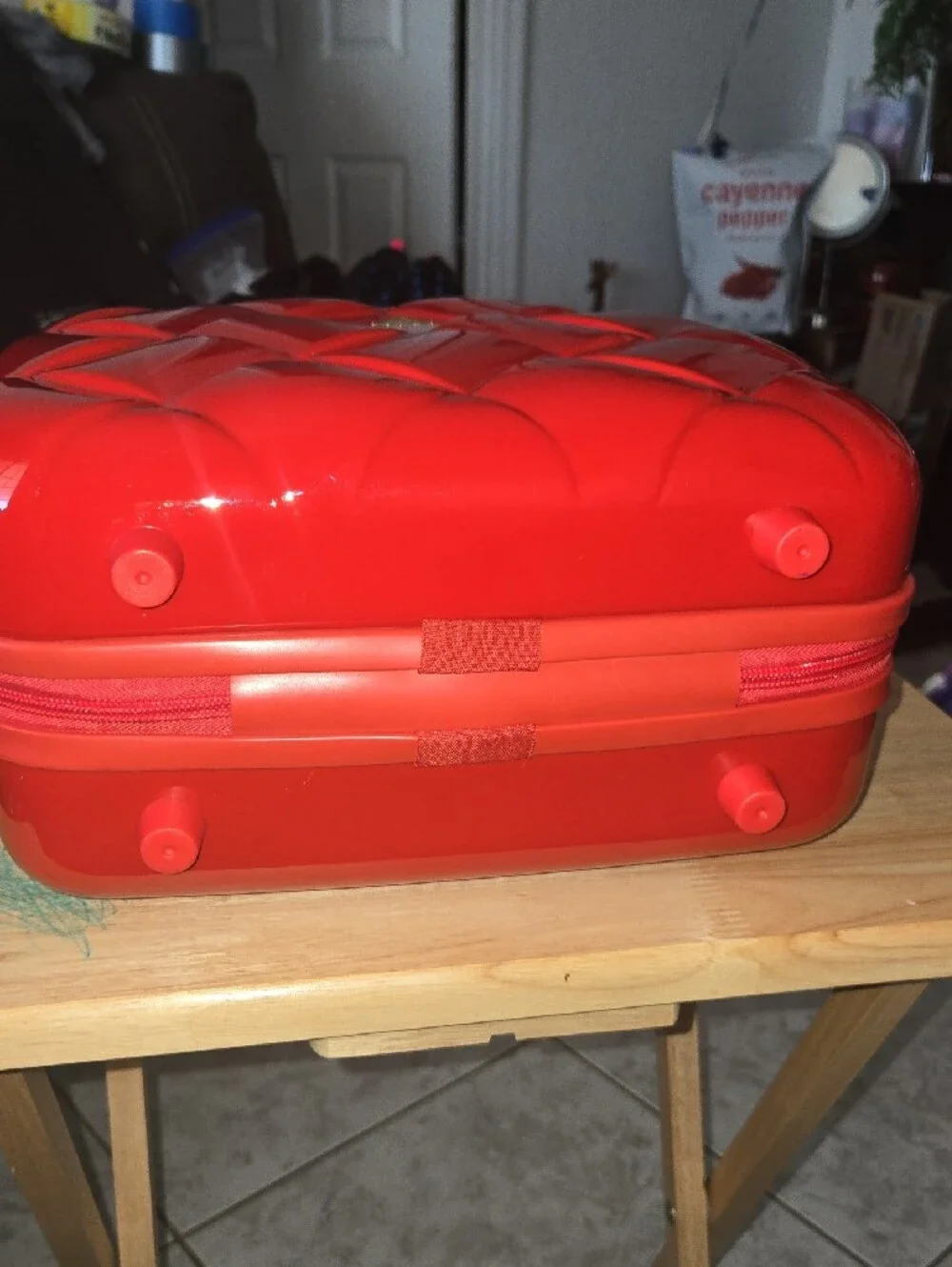 Red Travel Carry Case - Glossy Protective Tablet Accessory